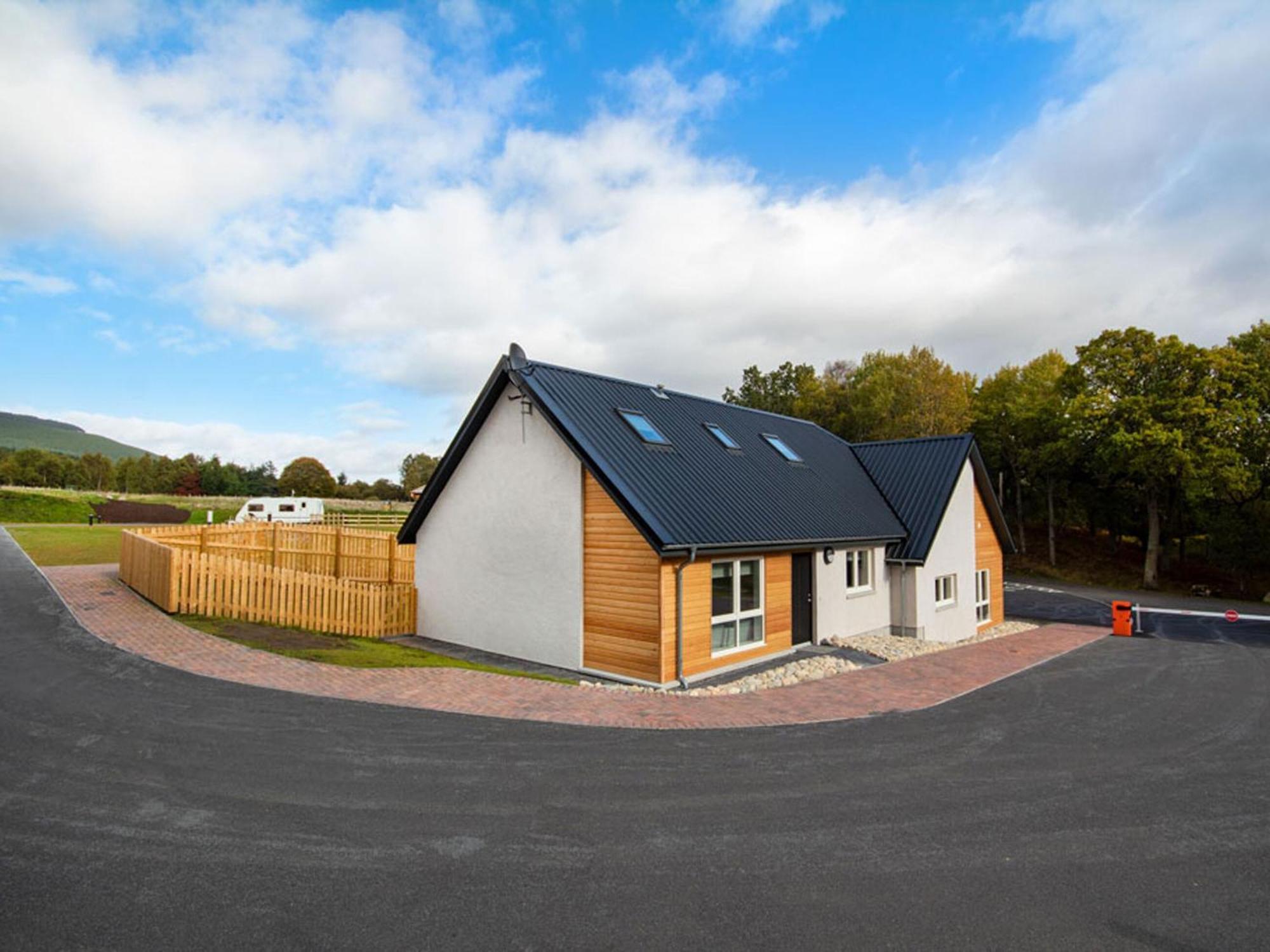 Oakwood Villa Aviemore Exterior photo